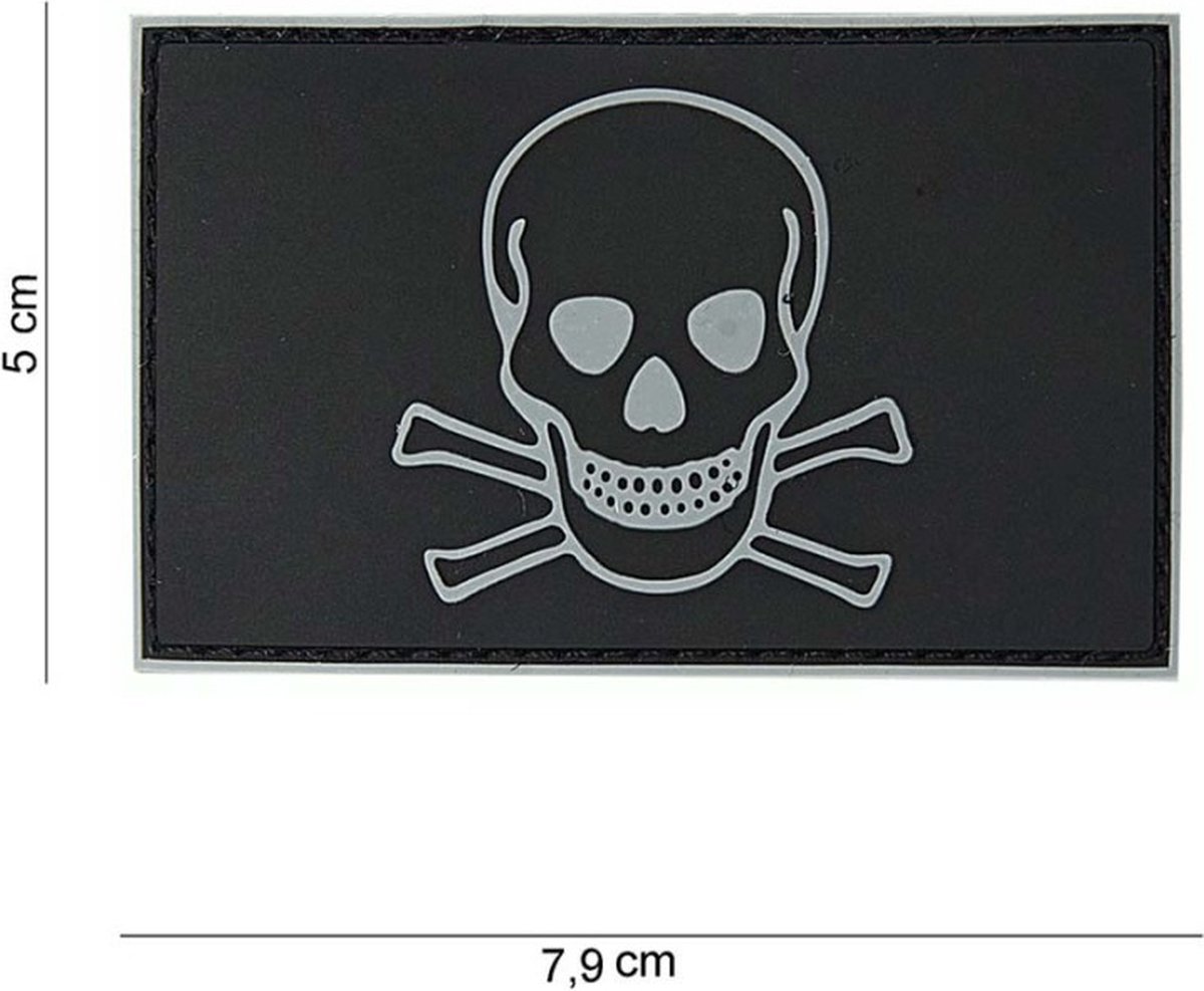 101 Inc Embleem 3D Pvc Skull And Bones  10072