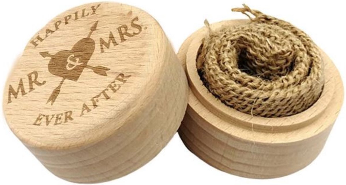 Houten ringendoosje met dekseltje en de tekst Mr & Mrs Happily ever After - trouwen - huwelijksaanzoek - aanzoek - houten ringendoosje - trouwringen