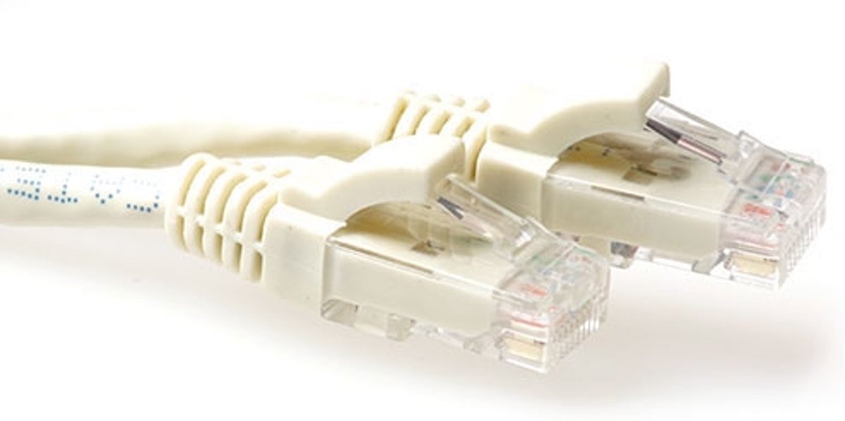 ACT Ivoor 25 meter UTP CAT6 patchkabel snagless met RJ45 connectoren