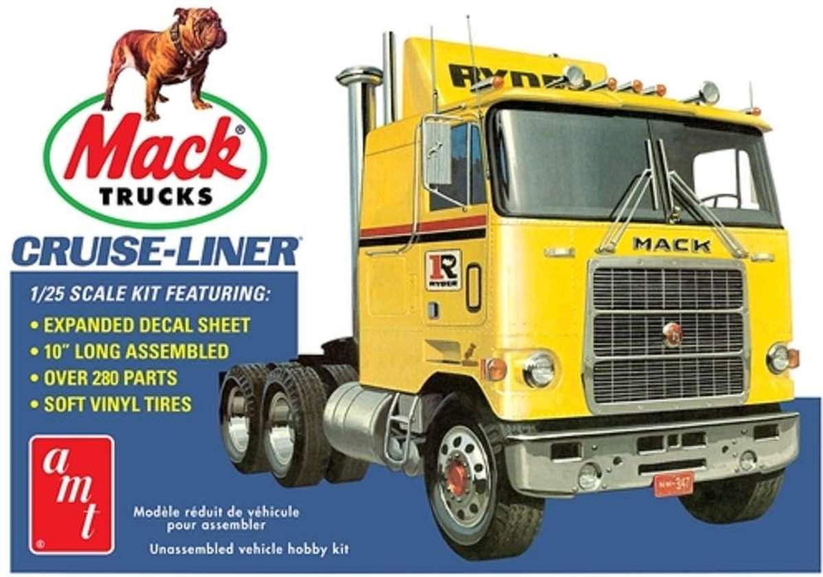 1:25 AMT 1062 Mack Cruise-Liner Semi Tractor  Plastic kit