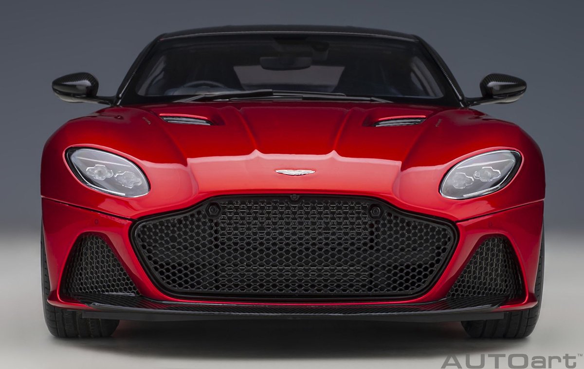 AUTOart 1/18 Aston Martin DBS Superleggera, Hyper Red