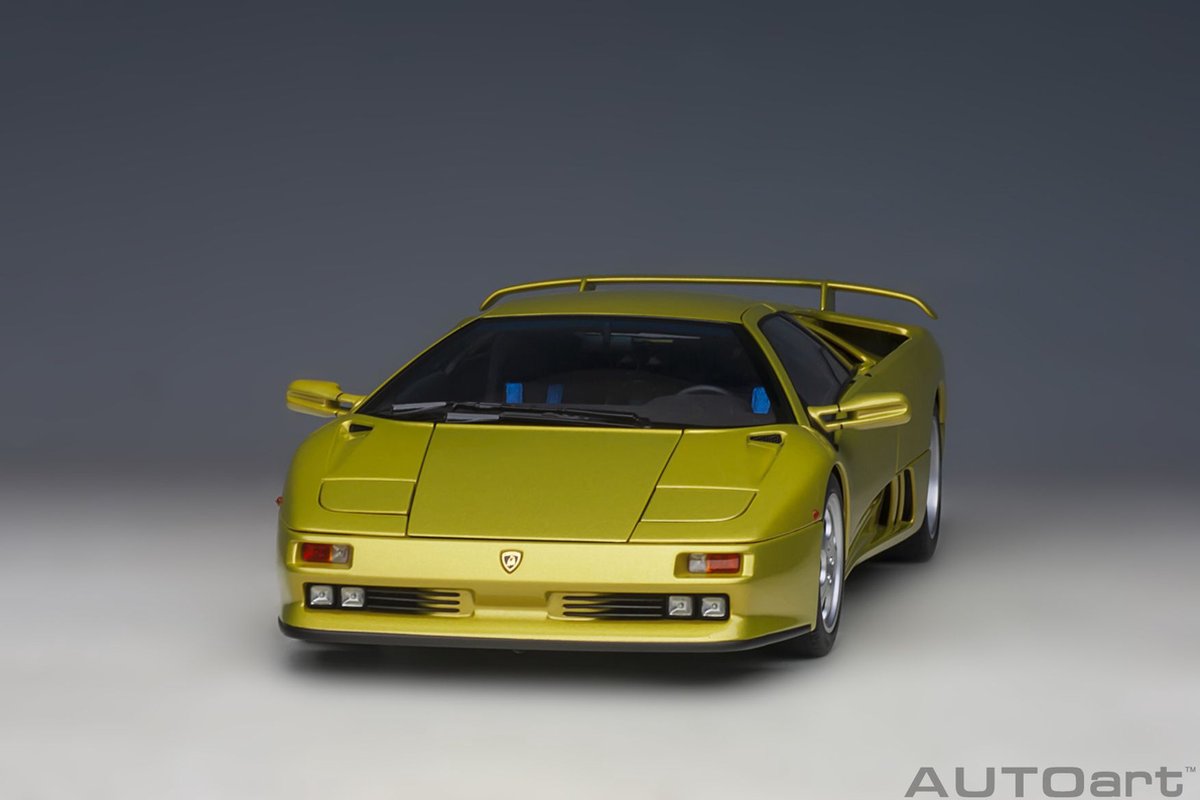 AUTOart 1/18 Lamborghini Diablo SE30, Giallo Spyder