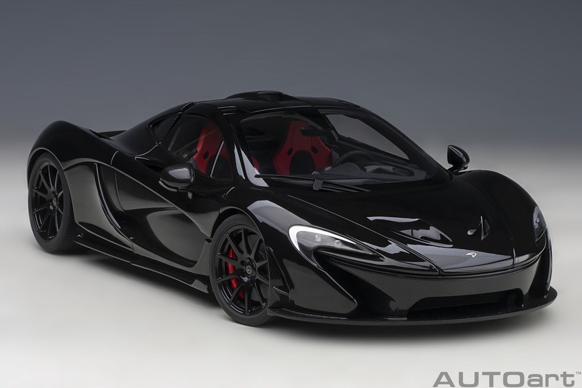 AUTOart 1/18 McLaren P1, Fire Black