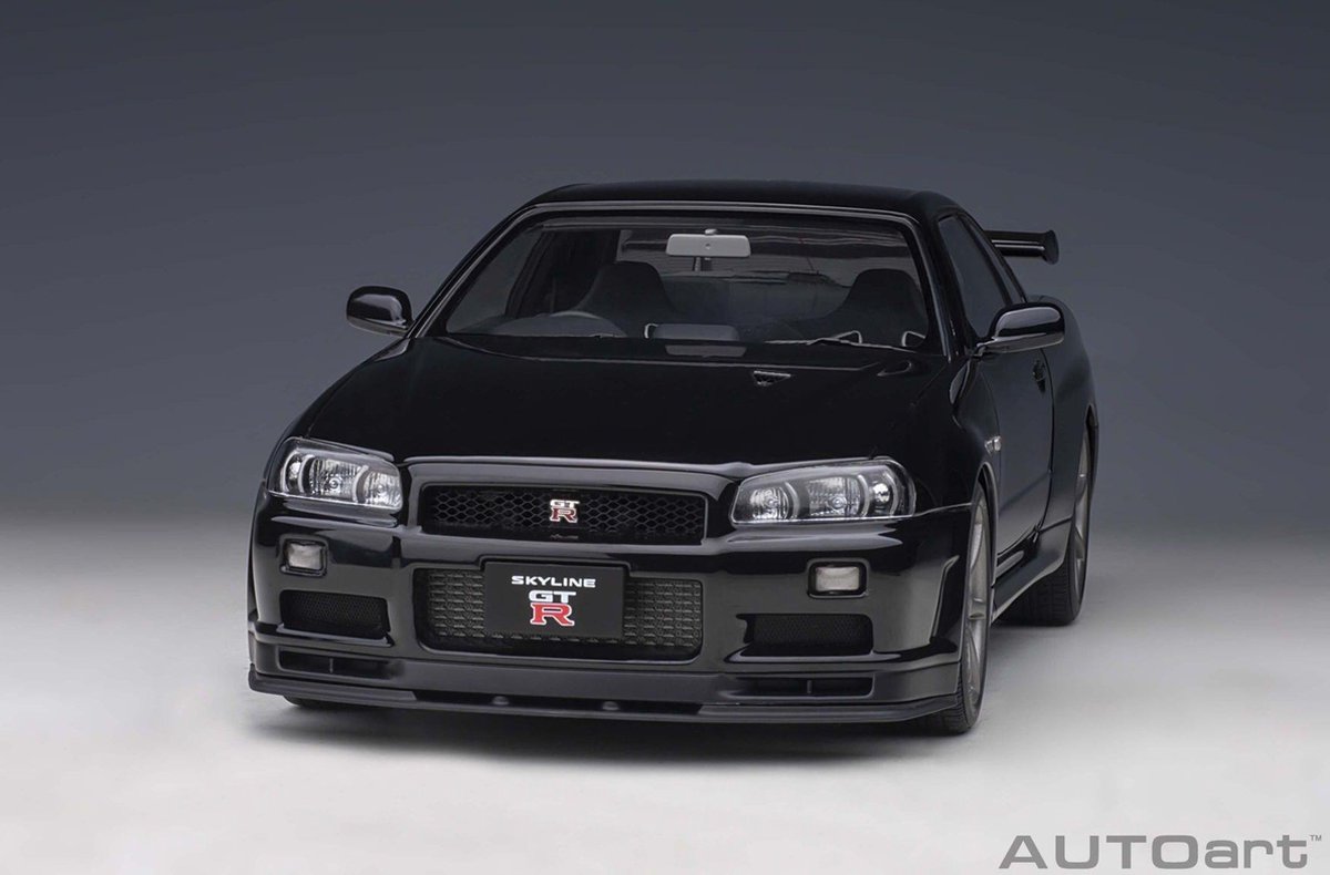 AUTOart 1/18 Nissan Skyline GT-R (R34) V-Spec II, Black Pearl