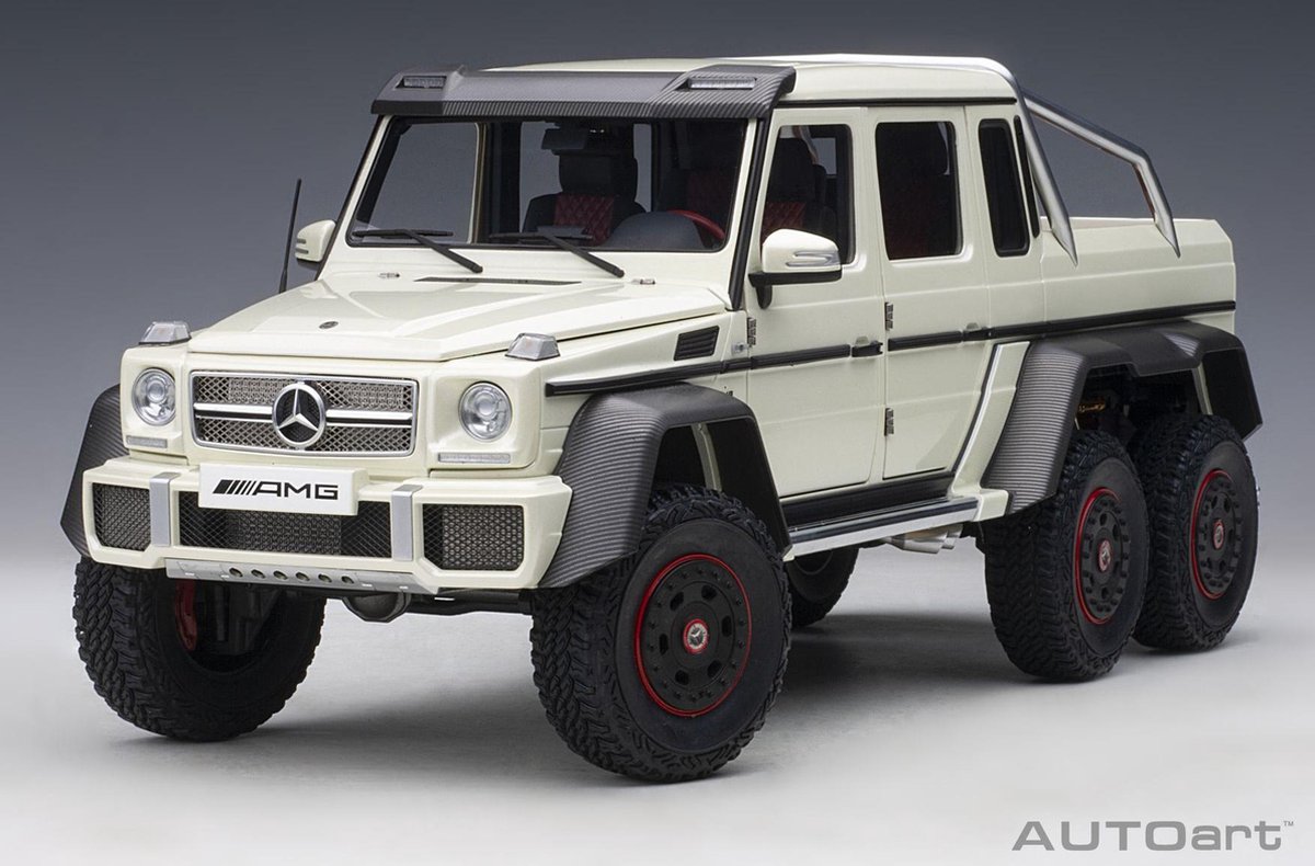 AutoArt 1/18 Mercedes-Benz G 63 AMG 6x6, Designo Diamond White