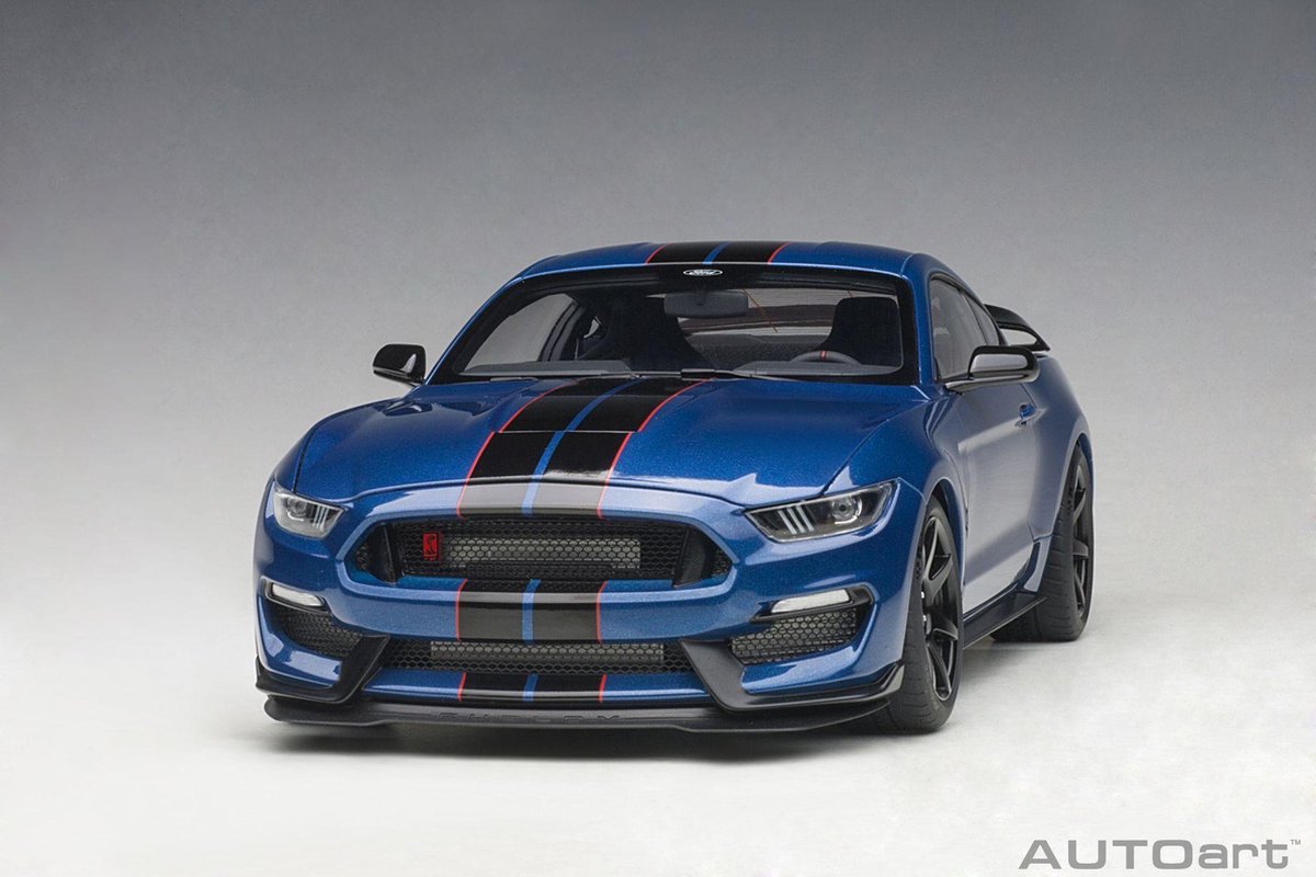 Ford Mustang Shelby GT350R, Lightning Blue - AutoArt 1/18