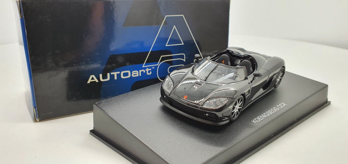 Koenigsegg CCX zwart metallic 1:43 AutoArt