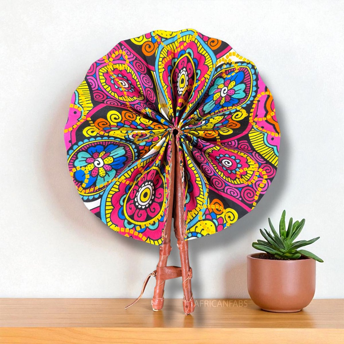 Afrikaanse handwaaier - Ankara print waaier - Yaw - Multi color