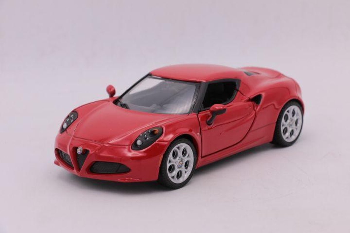 Alfa Romeo 4C Red