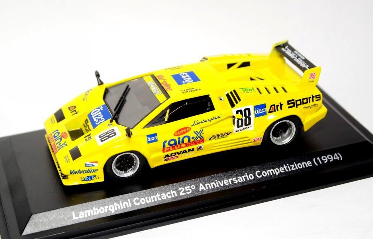 Lamborghini Countach 25 Anniversario Competizione (1994) – Atlas 1:43