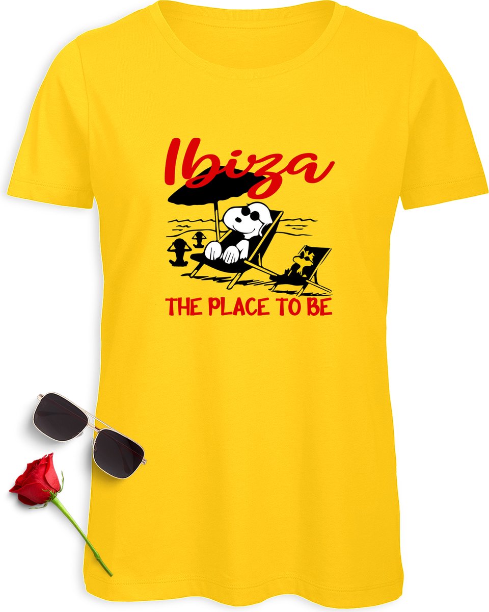 Ibiza t shirt dames - Ibiza Snoopy tshirt vrouwen - Vakantie t-shirt met print opdruk - Maten: S M L XL XXL - Verkrijgbaar in de kleuren: Wit, geel, blauw en groen.