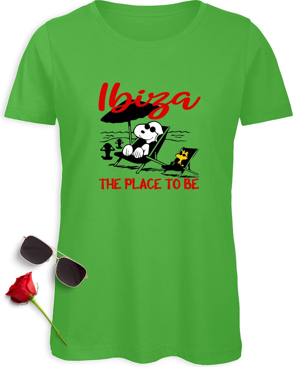 Ibiza t shirt dames - Ibiza Snoopy tshirt vrouwen - Vakantie t-shirt met print opdruk - Maten: S M L XL XXL - Verkrijgbaar in de kleuren: Wit, geel, blauw en groen.