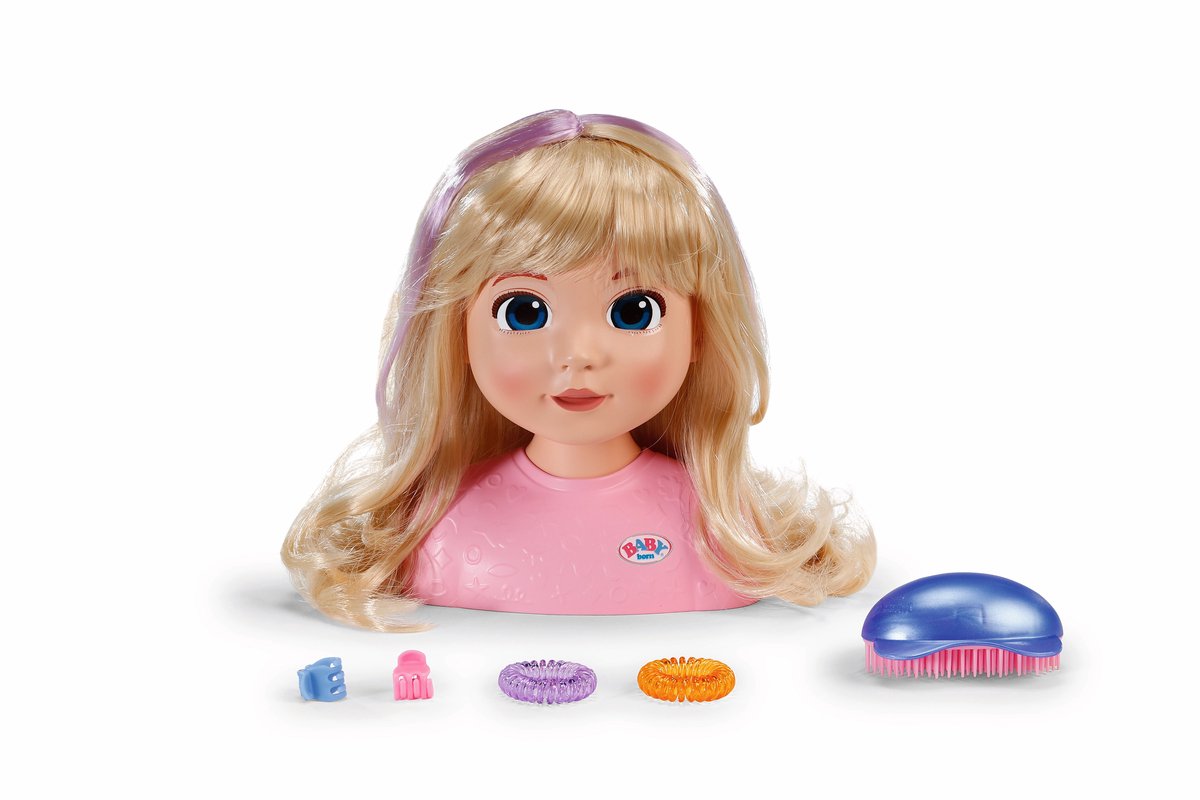   styling hoofd Carla poppenhoofd met accessoires.