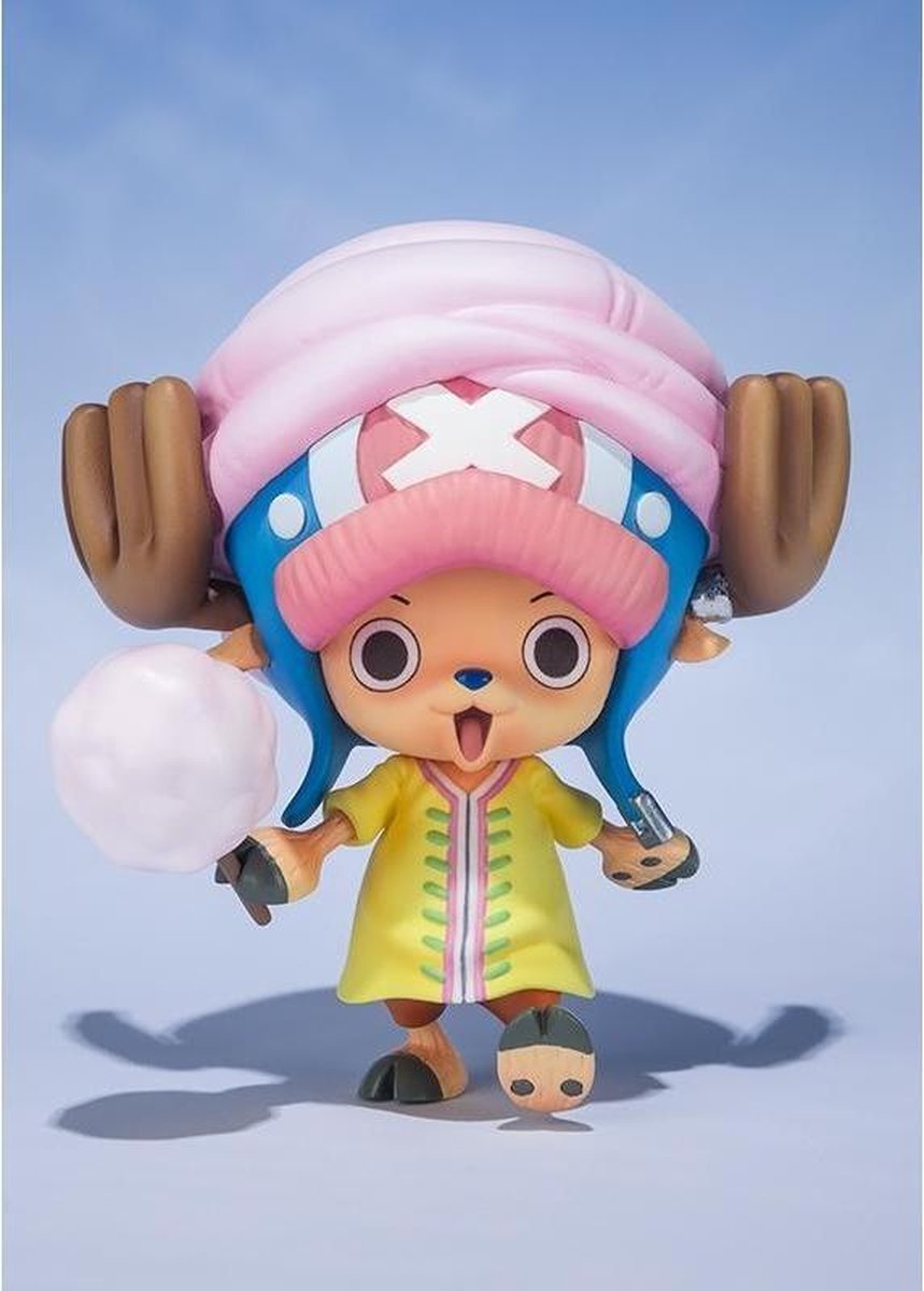 ONE PIECE - Zero Tony Chopper Whole Cake Figuarts (Bandai)  - Figurine