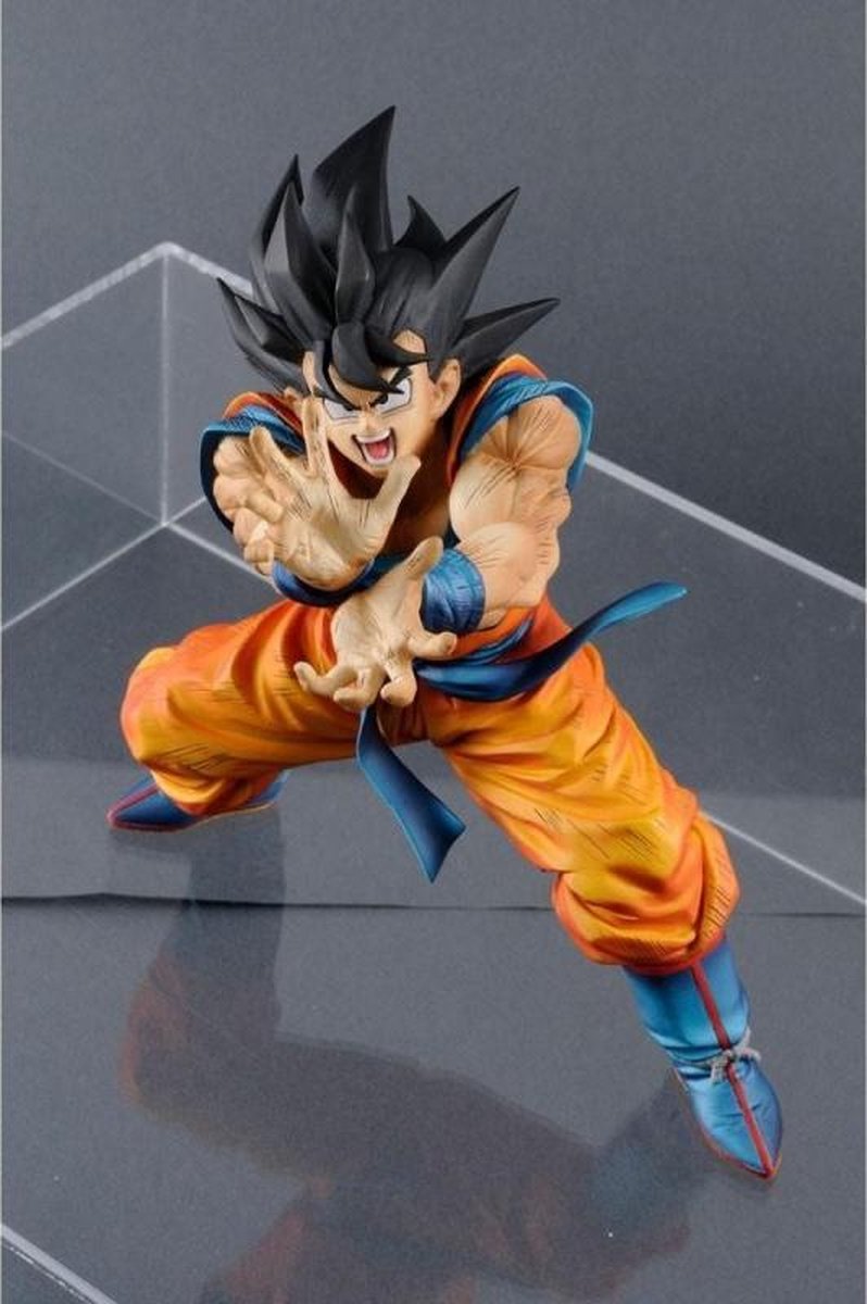 DRAGON BALL Z - Figurine Super Kamehame-ha - Goku - 20 cm