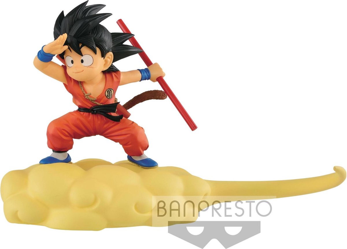 Dragonball - Son Goku on Flying Nimbus