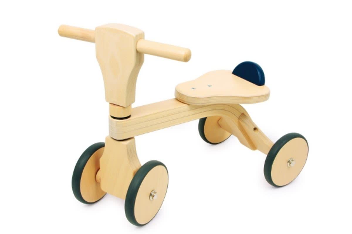 Base Toys Houten Loopfiets Walker