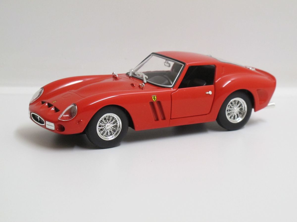 Bburago 1/24 Ferrari 250 GTO