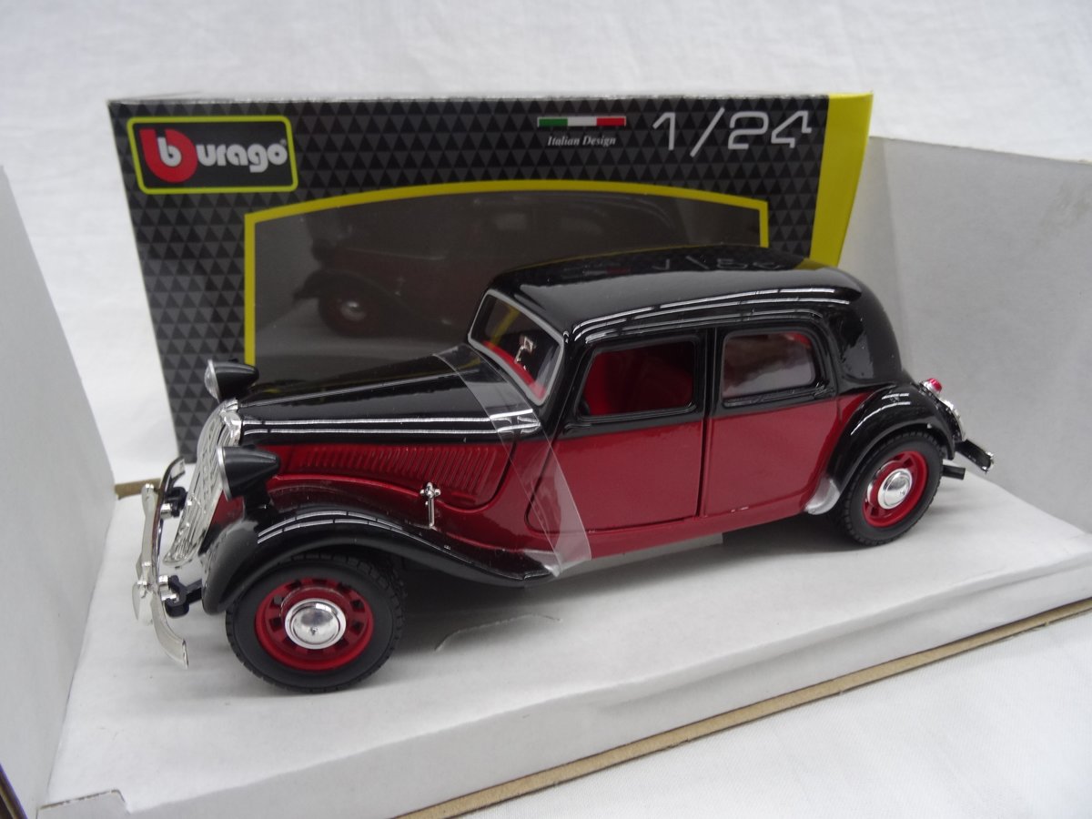 Citroen Traction 15 CVTA ( 1938 ) 1-24 Burago