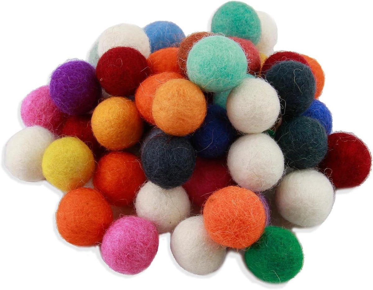   - 50 stuks kleurrijke viltballen, wolvilt, kralen, 15 mm diameter, handgemaakte vilten kralen voor DIY handwerk
