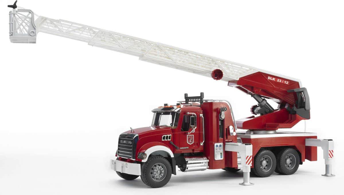   Mack Granite Brandweer Ladderwagen met Waterpomp