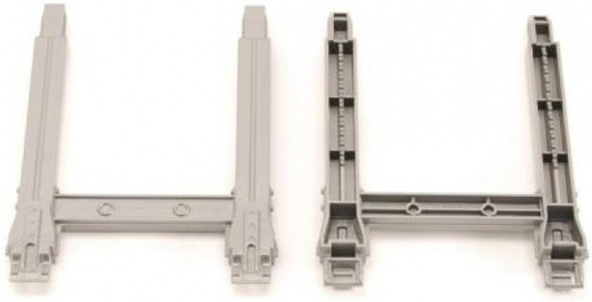   ONDERDEEL: slagbomen voor houttransport.
