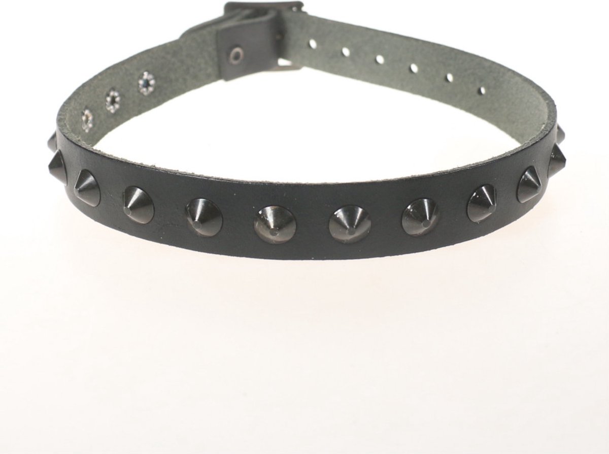 Bullet 69 Funky Punk Choker 1 row conical Zwart