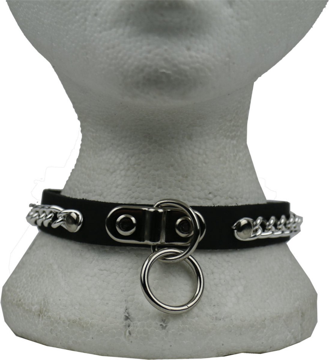 Bullet 69 Funky Punk Choker 1 row handle plate with ring and riveted chain Zwart