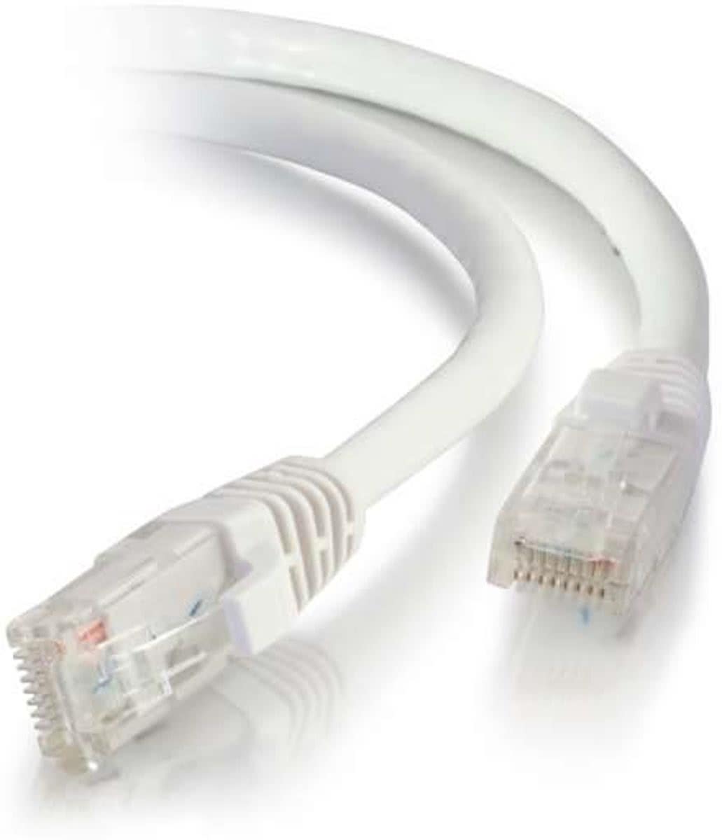 C2G 0,5m Cat6A UTP LSZH netwerkpatchkabel - Wit