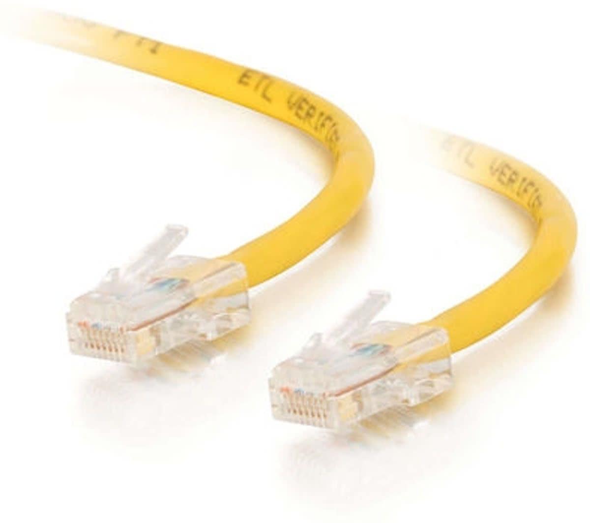 C2G 5m Cat5e Non-Booted Unshielded (UTP) netwerkpatchkabel - geel