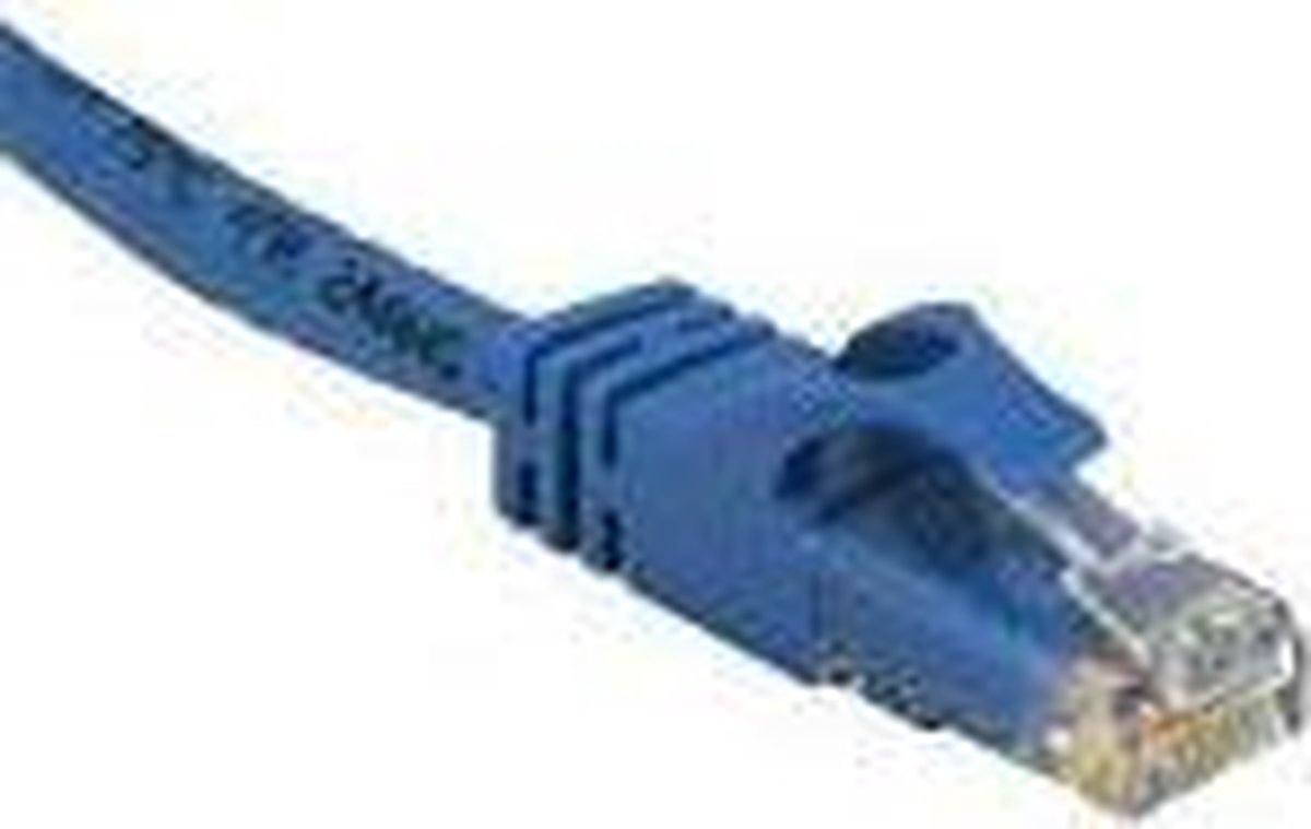 C2G Cat6 Snagless CrossOver UTP Patch Cable Blue 1.5m 1.5m Blauw netwerkkabel