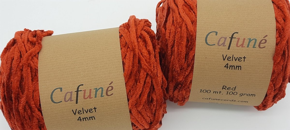 Cafune Velvet - Rood - 4 mm - Breien - Haken - Weven - per paar