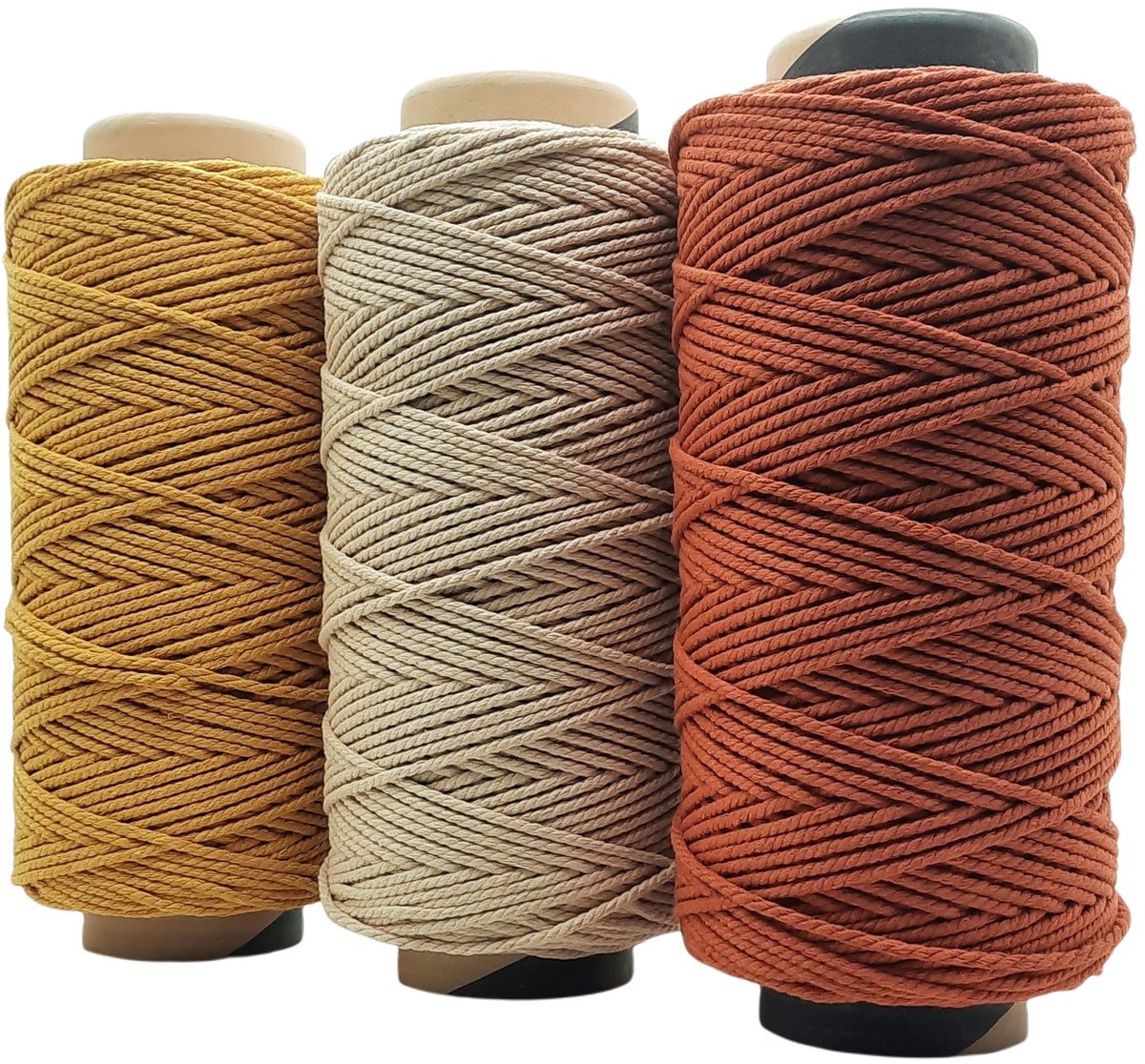   Lux Macramé touw -3600 gr- 4 mm - Oker/Beige/Terracotta - 220+240+205 mtr - Driestrengs - Uitkambaar