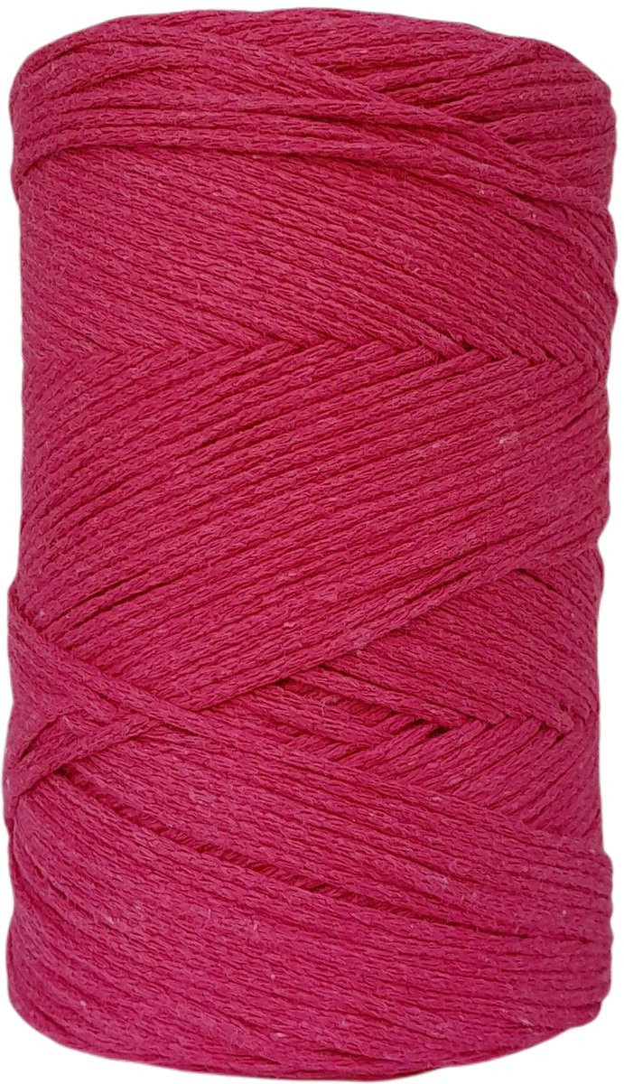   Premium macramé   2mm Fuchsia gevlochten  