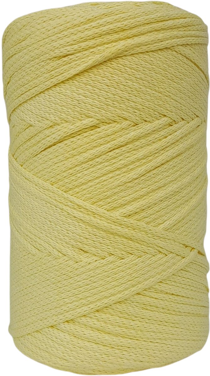   Premium macramé   2mm Geel gevlochten  