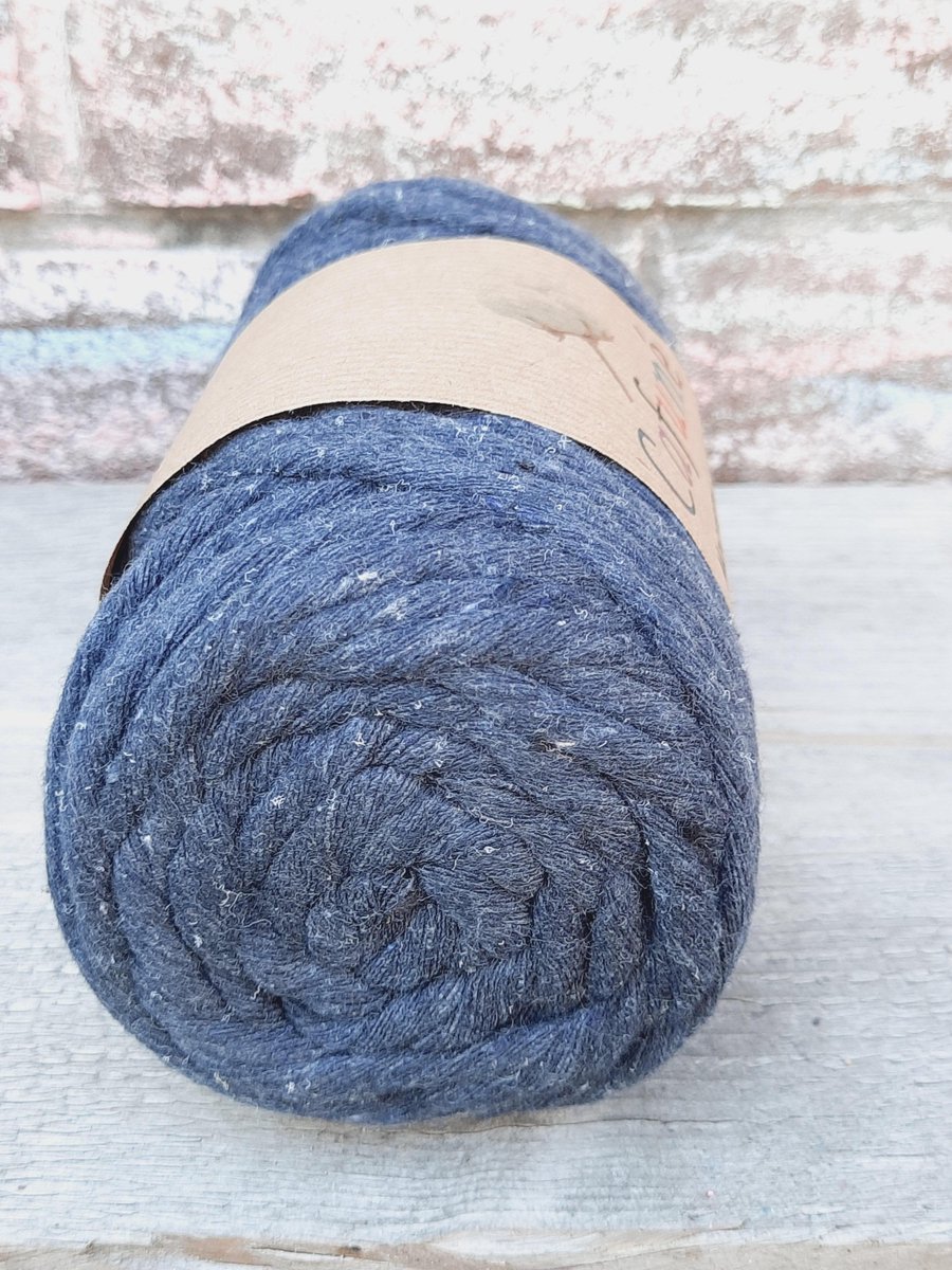 Macrame garen - Steel blue - 4 mm -55m-250gr-Gerecycled katoenkoord- Uitkambaar