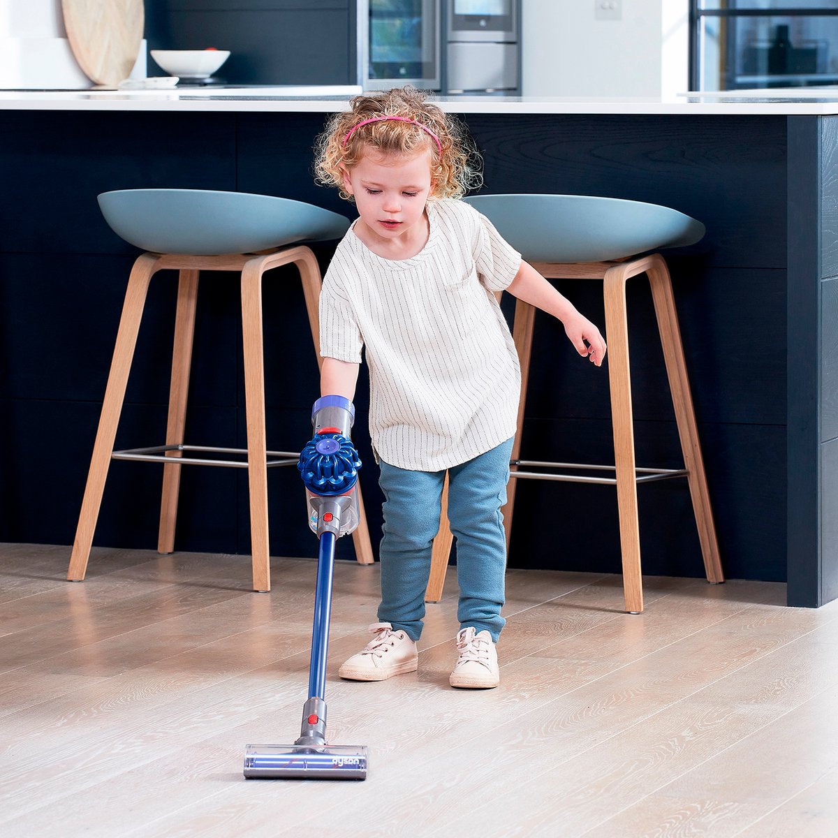 Toy Dyson Cordless Vacuum Blue