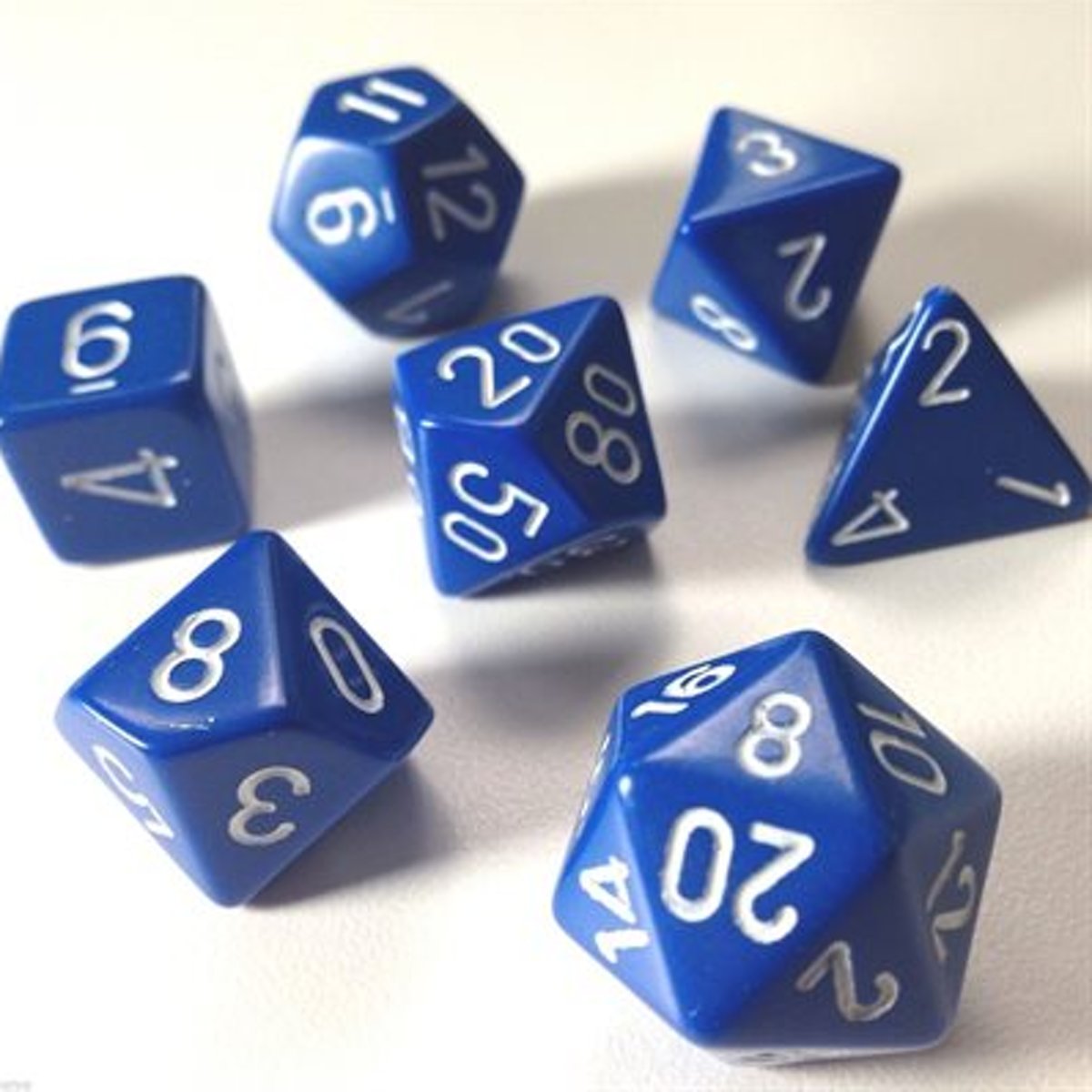 Chessex Polydice 7 Dobbelstenenset Donker Blauw met Wit