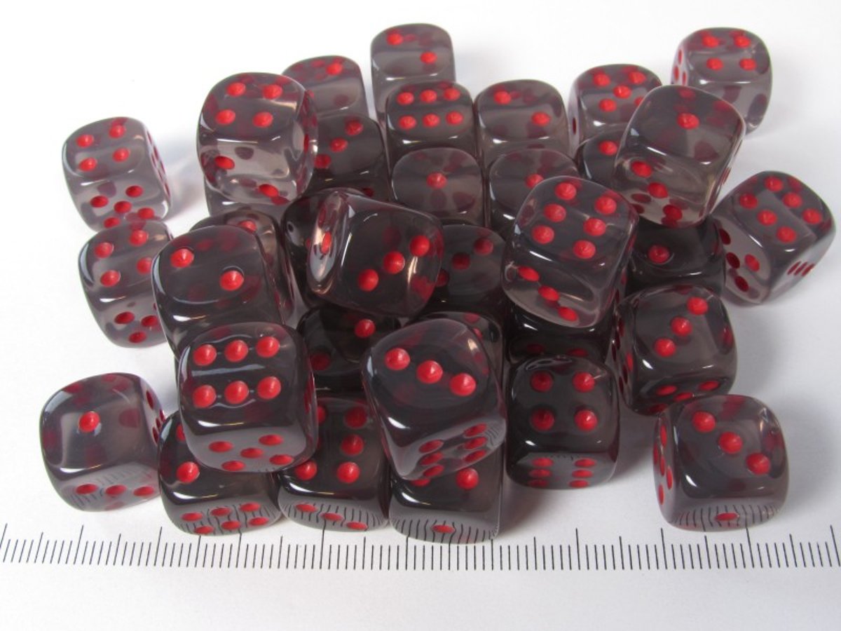 Chessex dobbelstenen set, 36 6-zijdig 12 mm, transparant donkergrijs met rood