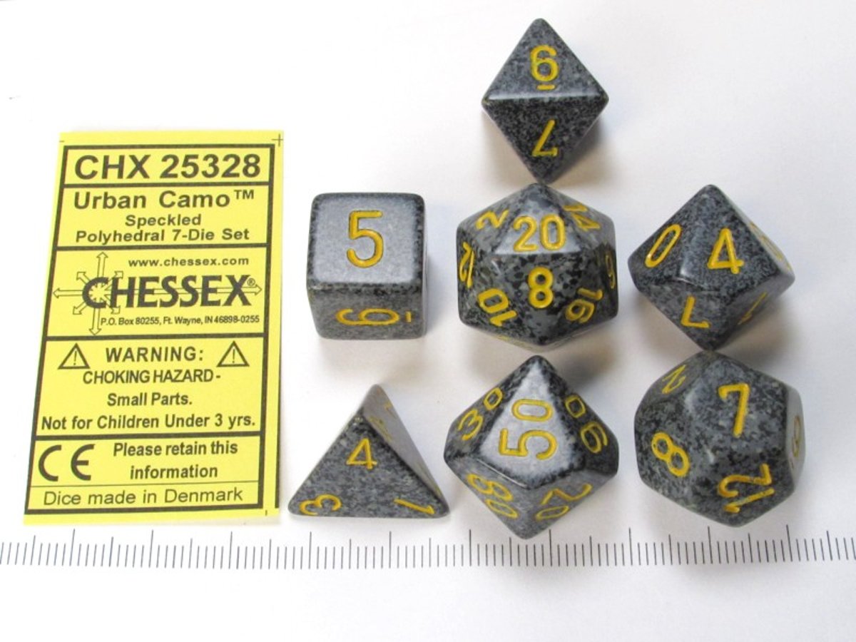 Chessex dobbelstenen set, 7 polydice, Speckled Urban Camo