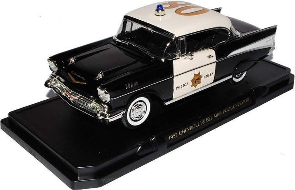 Chevrolet Bel Air Police Version 1957 - 1:18 - Road Signature