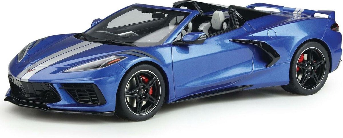 Chevrolet C8 Spider Stingray 2021 Blue