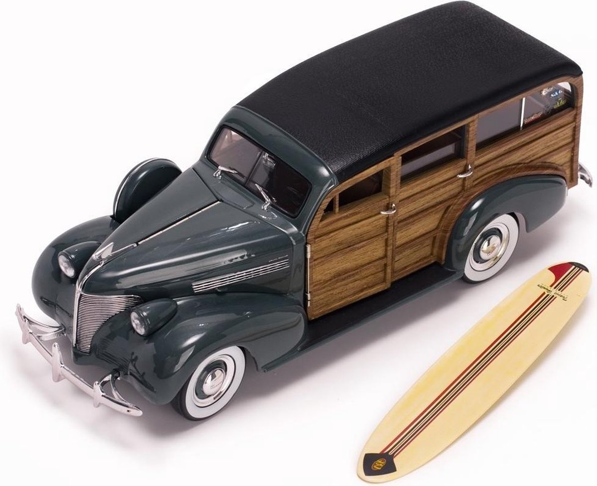 Chevrolet Woody Surf Wagon 1939 - 1:18 - Sun Star