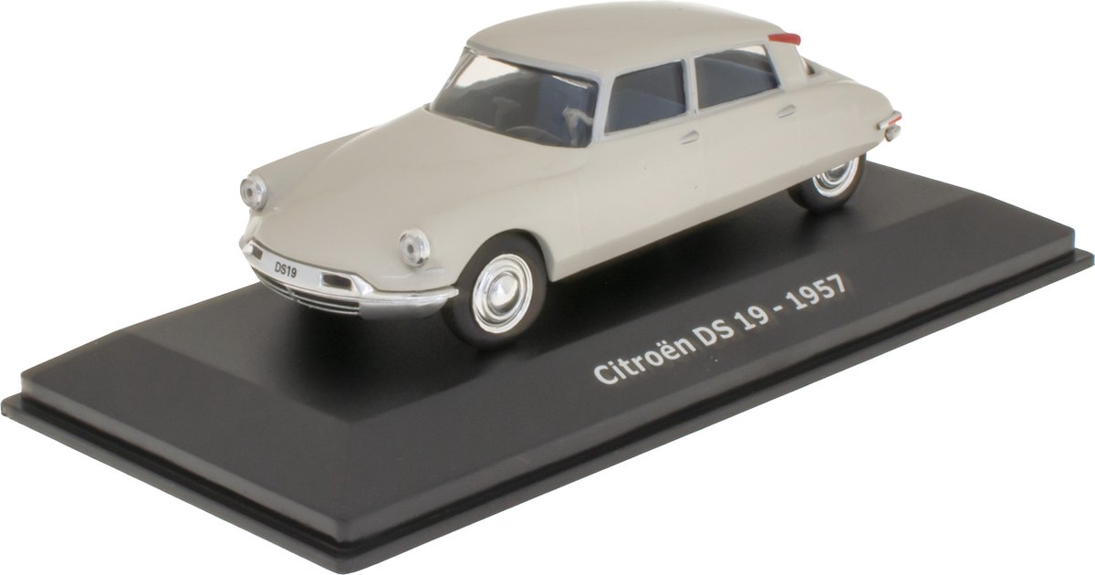 Citroen DS 19 - 1957 - Modellen van Classic Cars 60s 70s en 80s, in schaal 1:43, niet geschikt voor kinderen jonger dan 14 jaar