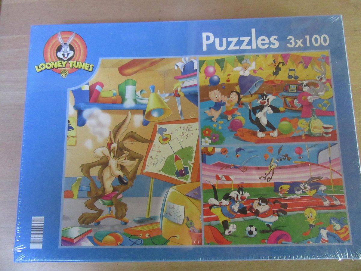 puzzel 3x100 stukjes  clementoni looney tunes