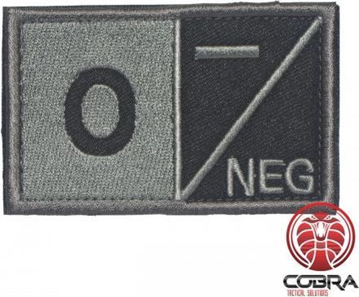 O- NEG Bloedgroep Zwart Grijs Geborduurde Militaire Patch met Velcro