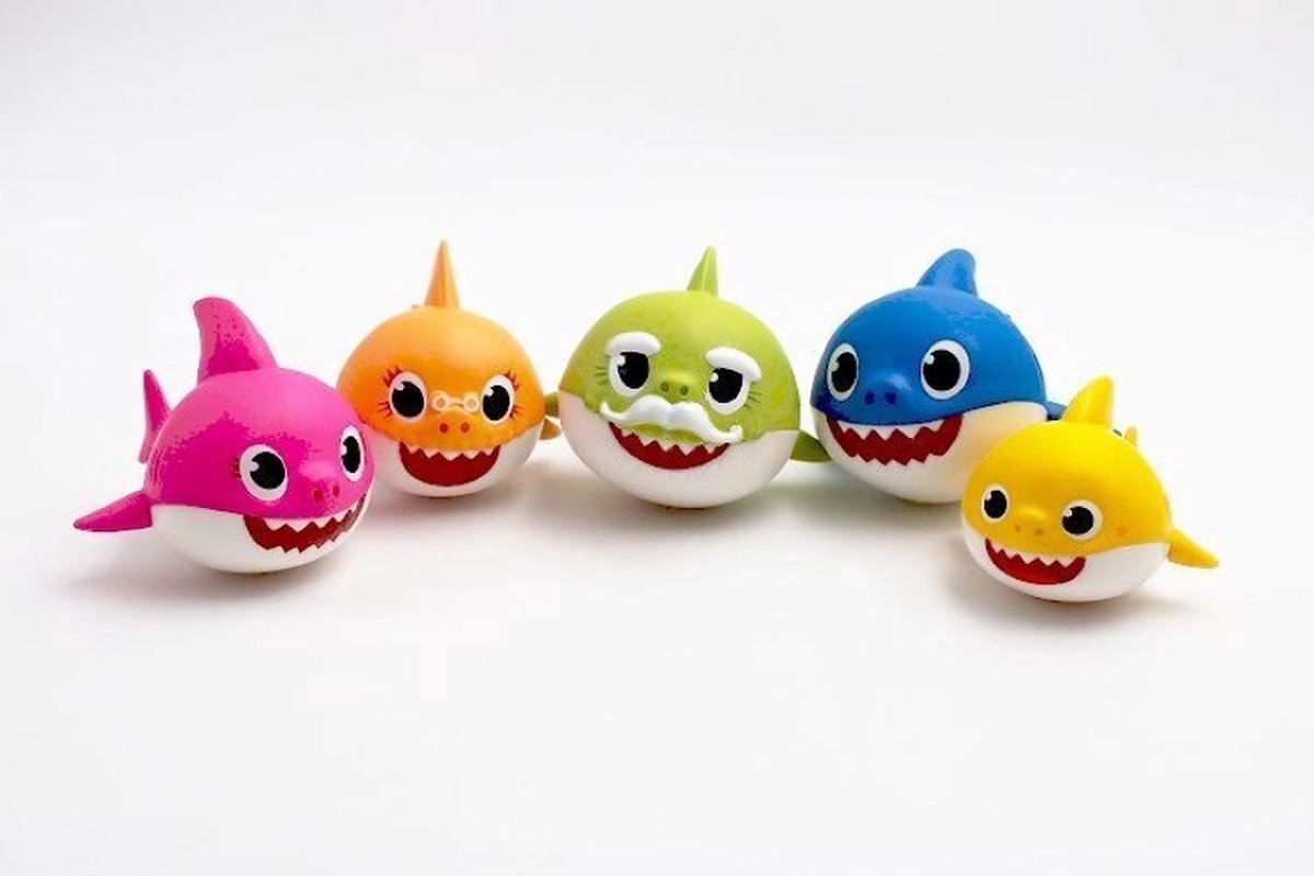 Baby Haai - speelset 5 stuks 6-8 cm - Oma - Opa - vader - moeder en baby shark