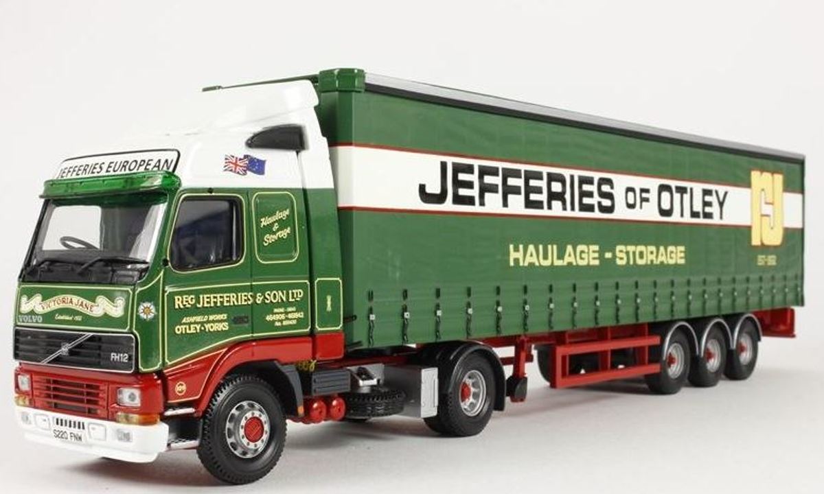 Volvo FH Globetrotter Curtainside Jefferies of Otley 1:50 Corgi Groen / Rood / Wit CC12416