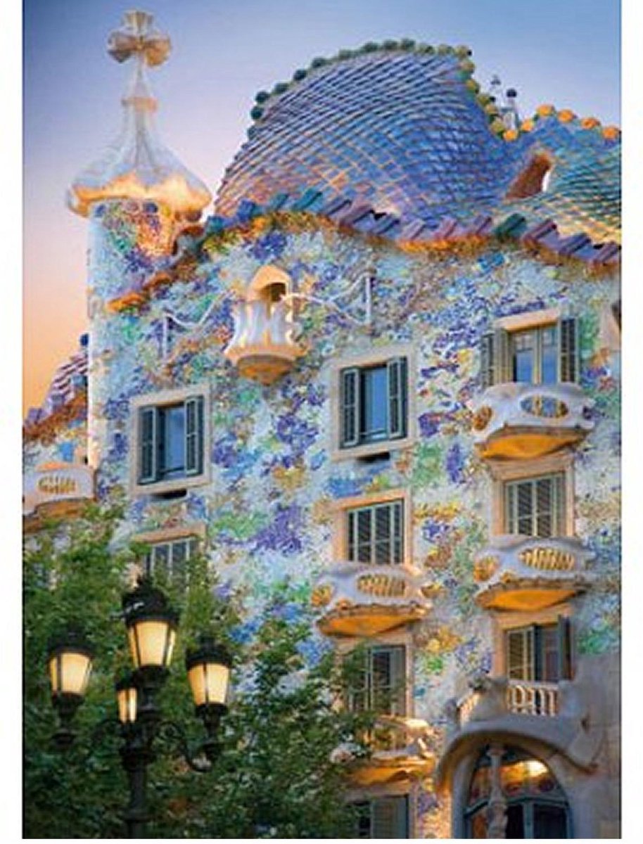 Gaudi Casa Batllo Sanje 1000 Giftbox