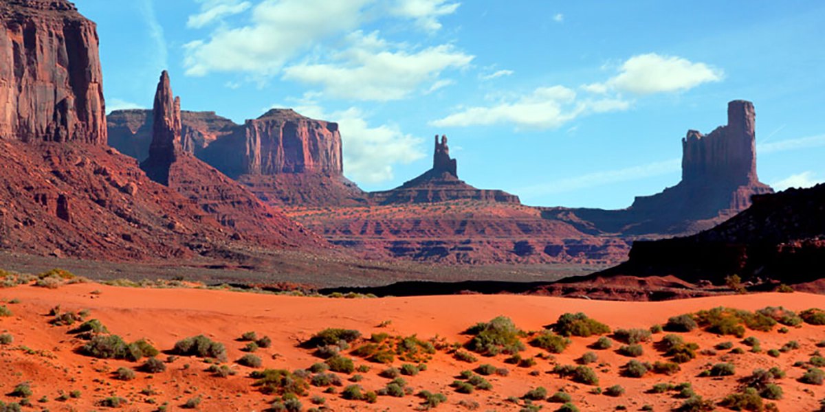 DP Benelux Diamond Painting - Monument Valley Arizona - formaat 180 x 90 cm - Volledige bedekking - Vierkante steentjes in afsluitbare potjes – Gemaakt in Nederland – Hoogste kwaliteit – Snelle levering!